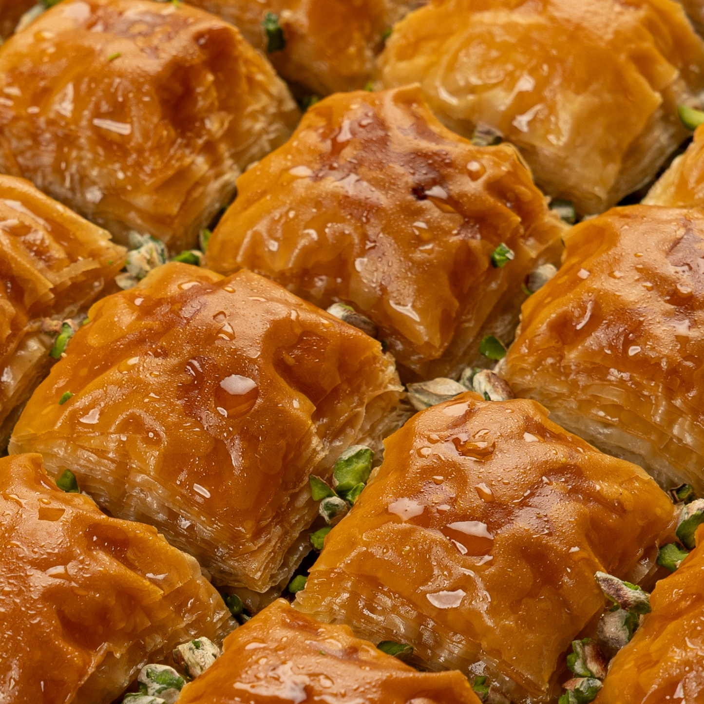 Classic Baklava Square with Pistachio – Authentic Turkish Baklava